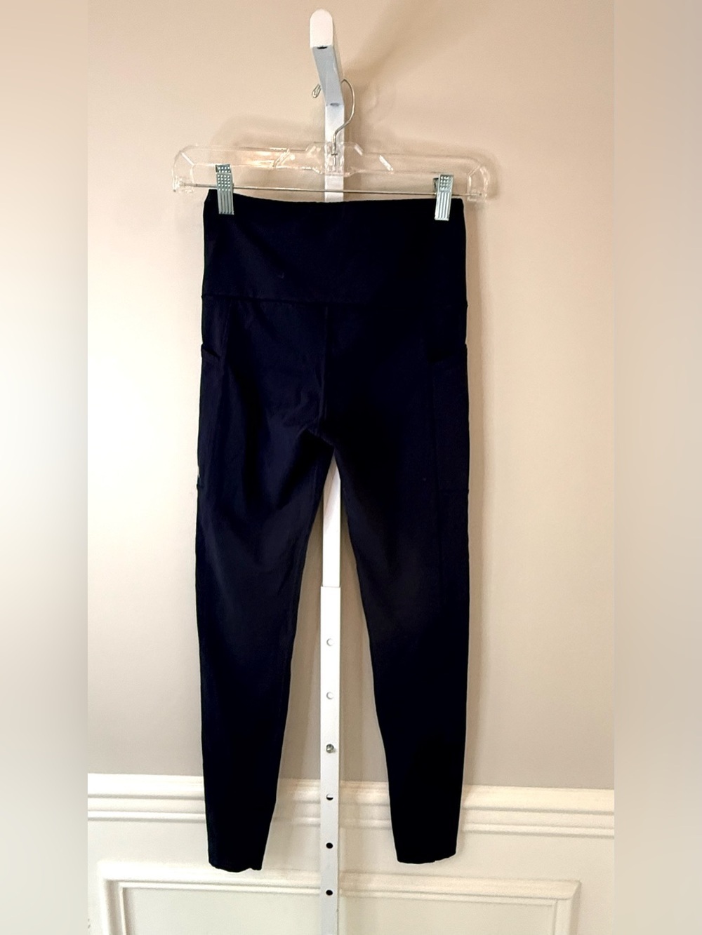 Running Bare Navy Pocket Leggings High Rise Athletic Workout Pants Women’s - Picture 5 of 9